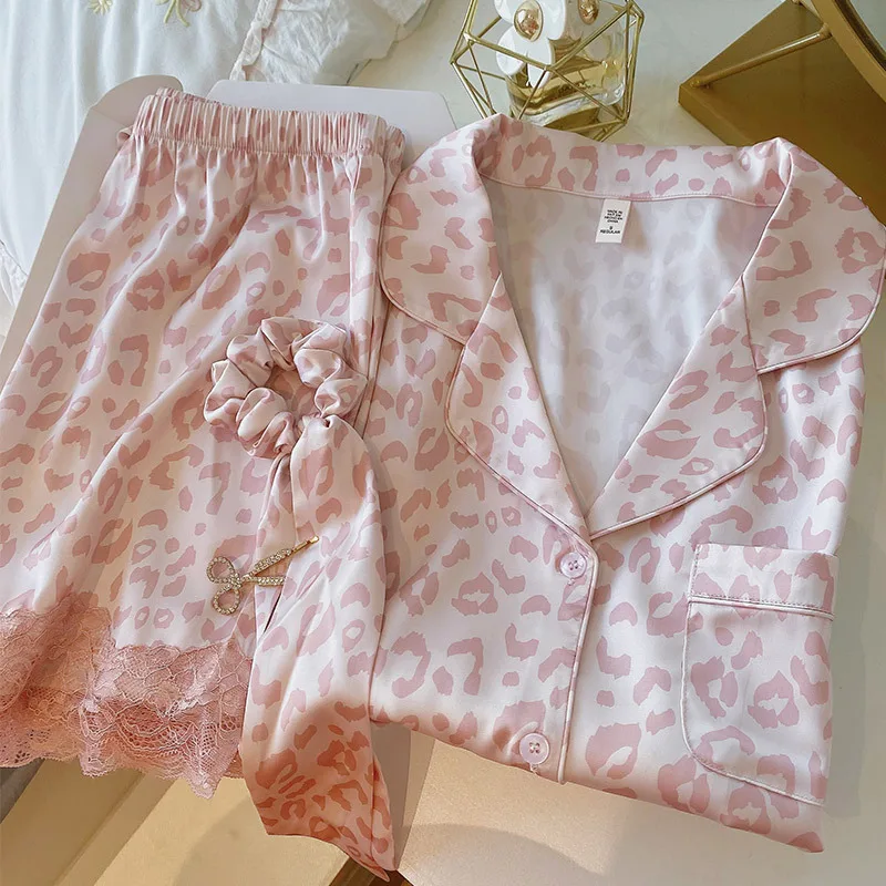 

Women pink silk Pajamas set Short Sleeve Shorts print Leopard Home Clothes Homewear Satin Pijama Night Suit sleepwear