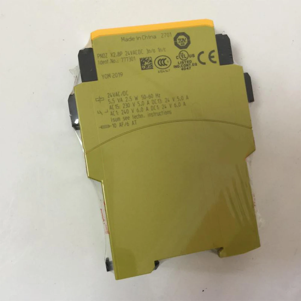 Совершенно новый для Pilz PNOZ X2.8P 777301 24VACDC 3n/o 1n/c Модуль управления реле безопасности