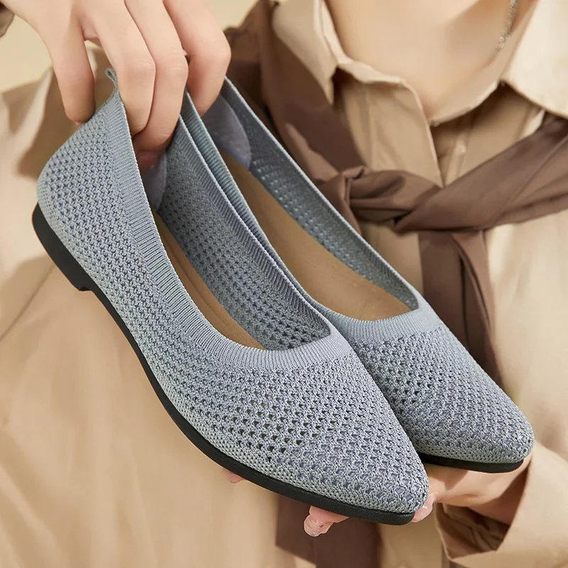 

New 2022 Summer New Solid Color Pointed Toe Flat Flat Heel Soft Sole Shoes Casual Breathable Ladies Hollow Knitted Shoes