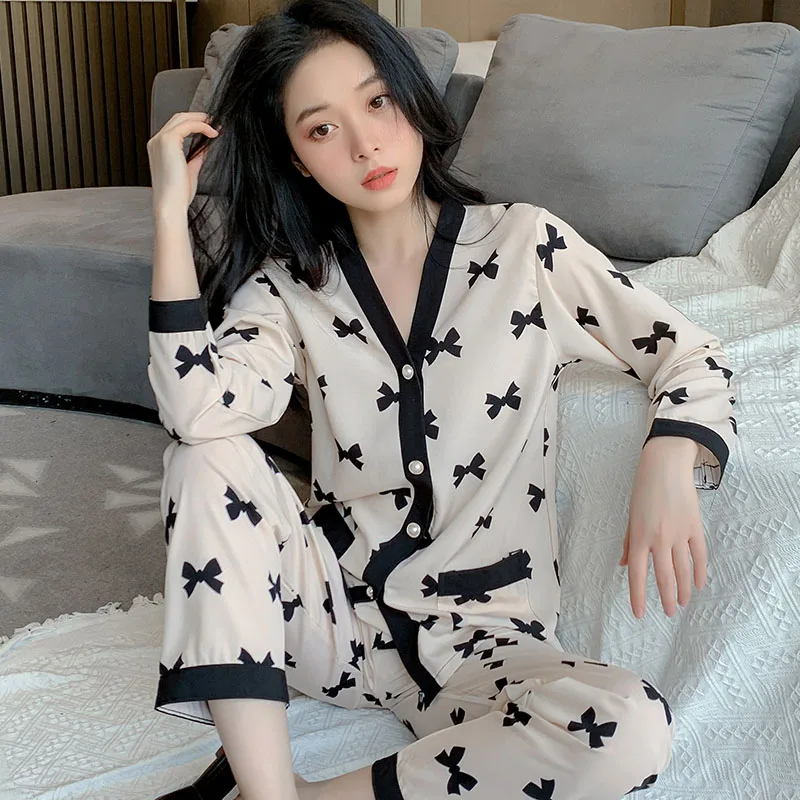 CAIYIER Big Size M-4XL Autumn Winter Love Print Nightwear Women V-Neck Long Sleeved Pyjamas Set Leisure Ladies Home Clothing