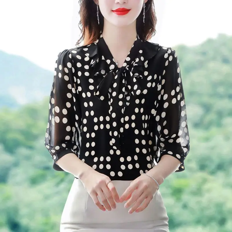 

Женская шифоновая блузка с цветочным принтом и рукавом 3/4