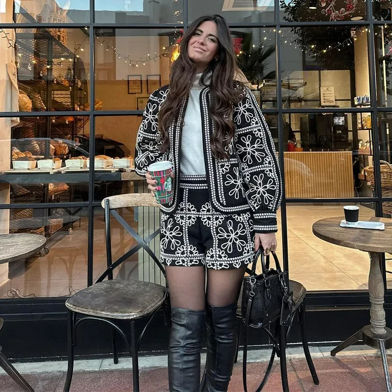 Повседневная куртка с принтом и шортами женский кардиган круглым вырезом