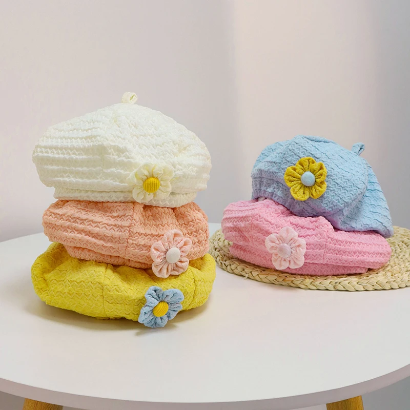 Детская шапка с цветочным рисунком 44-50 см