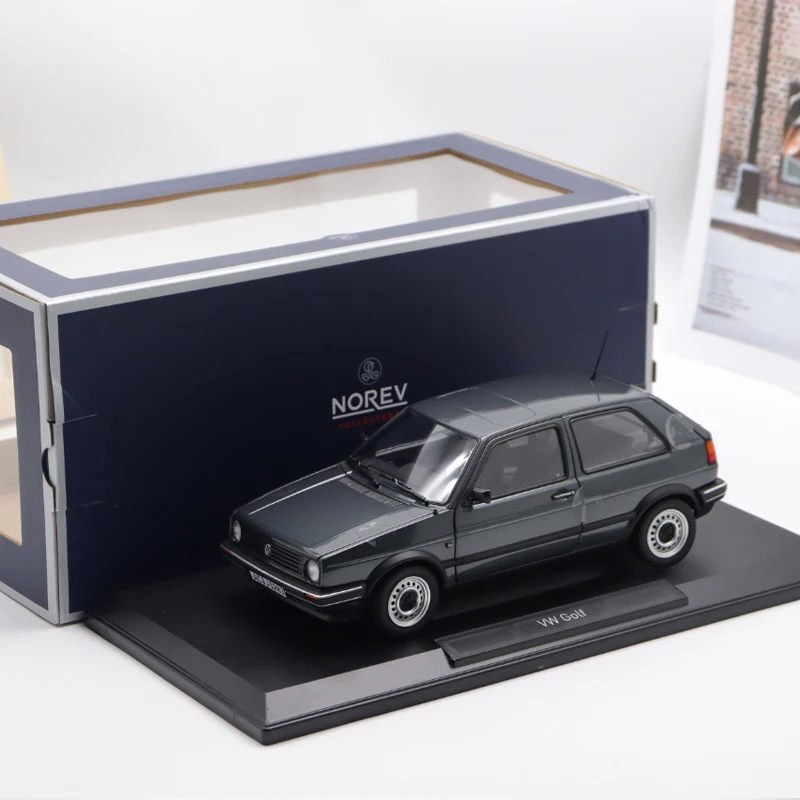 

Литая модель автомобиля первого поколения 1/18 масштаб 1976 VW Golf GTi Классическая Коллекция игрушечных статических орнаментов для мальчиков