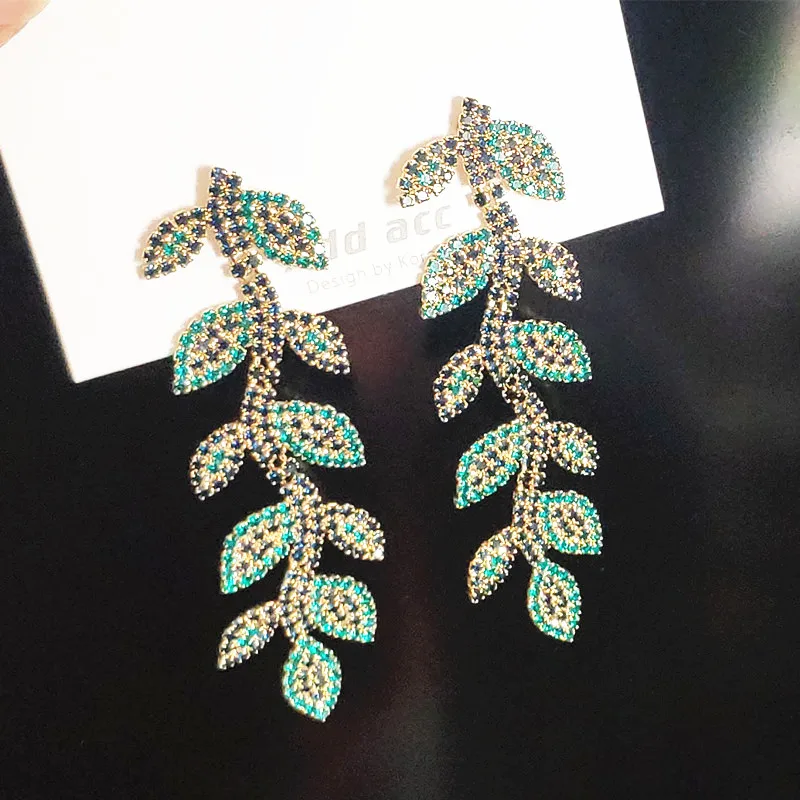 

Korean Fashion S925 Silver Nails Micro-set Green Blue Chain Gem Leaf Earrings For Women Stitching Personality Design Earrings