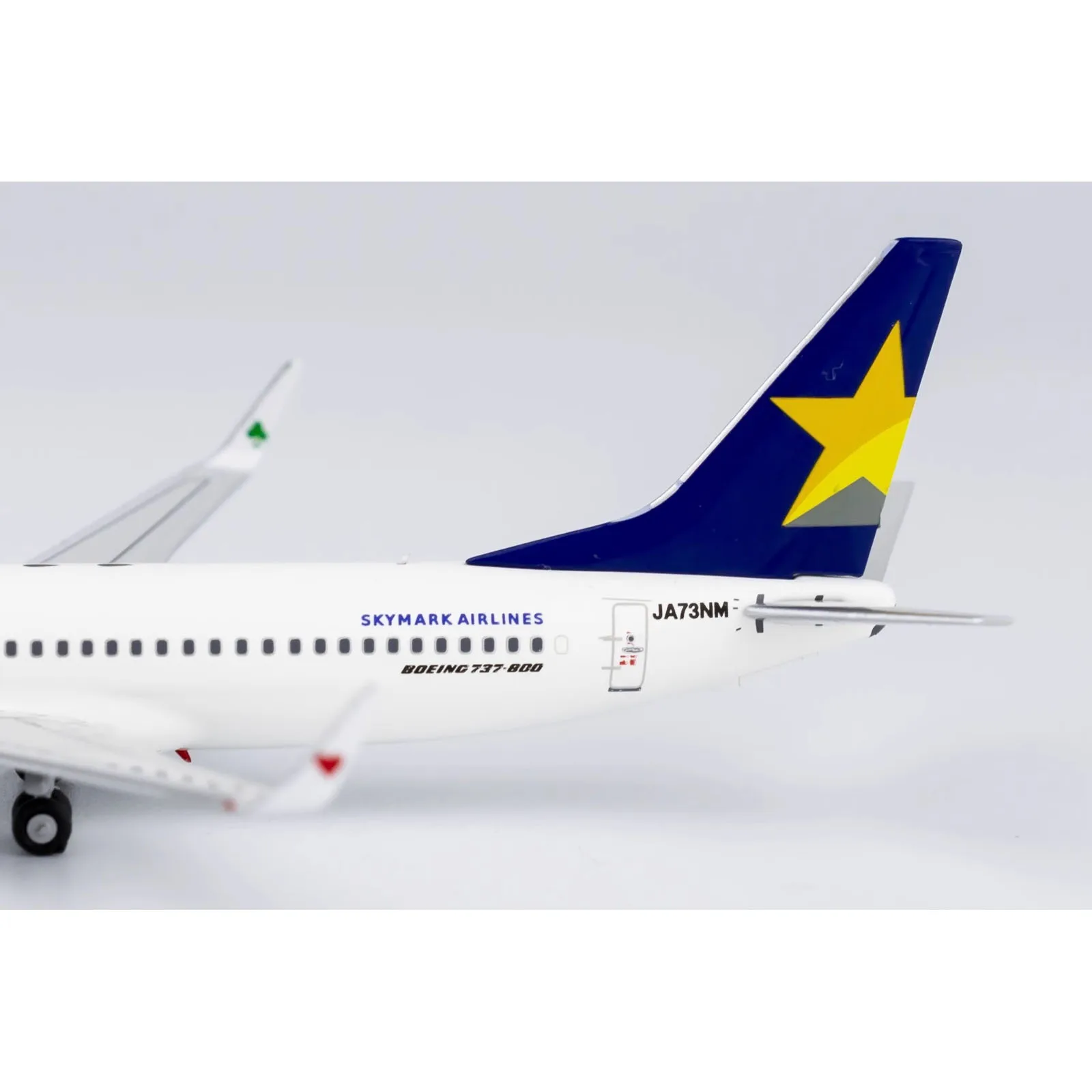 Коллекционный самолет из сплава 58141 подарок NG модель 1:400 Skymark Airlines Боинг/w самолета