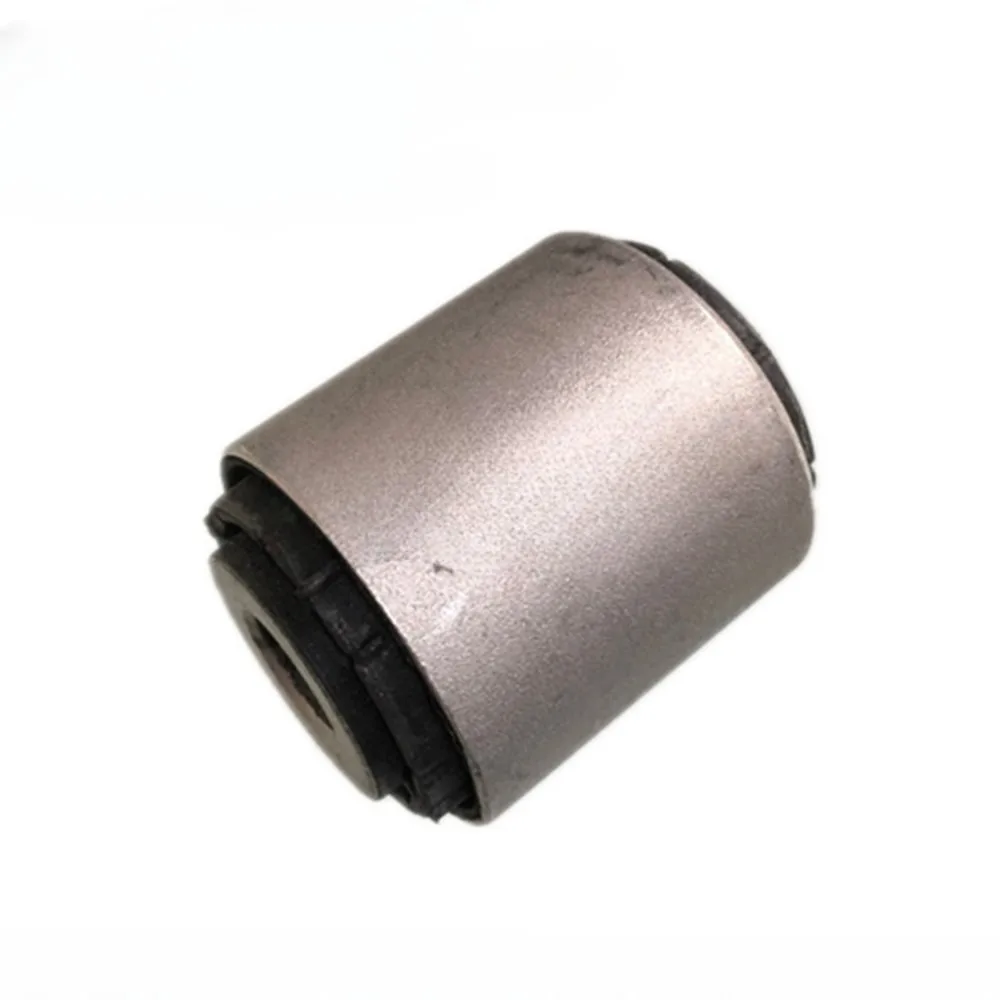 33326773633 резиновая втулка для передней оси BMW X5 X6 F15 F16 E70 E71