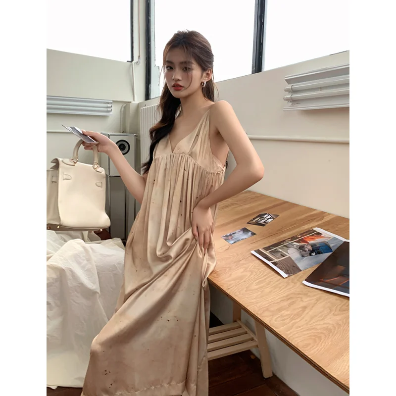 

Summer Women Yellow Dress Sling V-neck Design Sexy Europe and America Fashion Temperament 2023 NEW Female Sleeveless Dress
