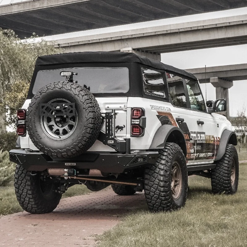 Фото Промышленная автозапчасть Vipera для Ford Martyr Bronco: задний бампер с соединительными элементами №3
