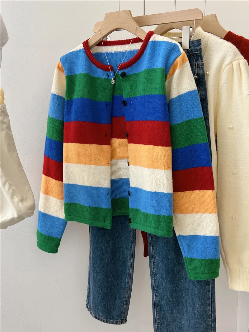 Гонконгский свитер в стиле ретро шикарный контрастный цвет радужную полоску