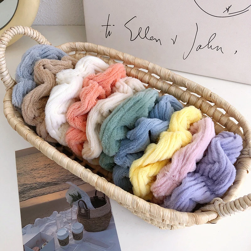 

Winter Warm Soft Faux Fur Hair Scrunchie Furry Elastic Hair Band Women Girls Ponytail Holder Hair Rubber Band Hair Accessories