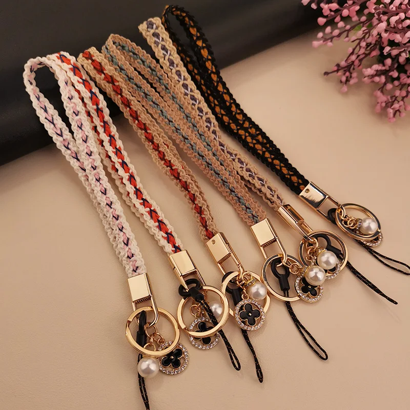 

Anti-lost Phone Case Keychain Short Wrist Strap Mobile Phone Lanyard Short Ring Diamond Clover Pendant Lanyard Bracelet Pendant