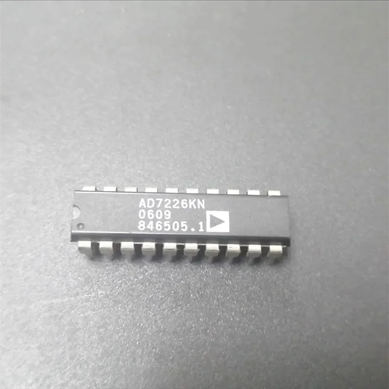 5 шт. AD7226K AD7226KN DIP-20 AD7226KNZ в наличии