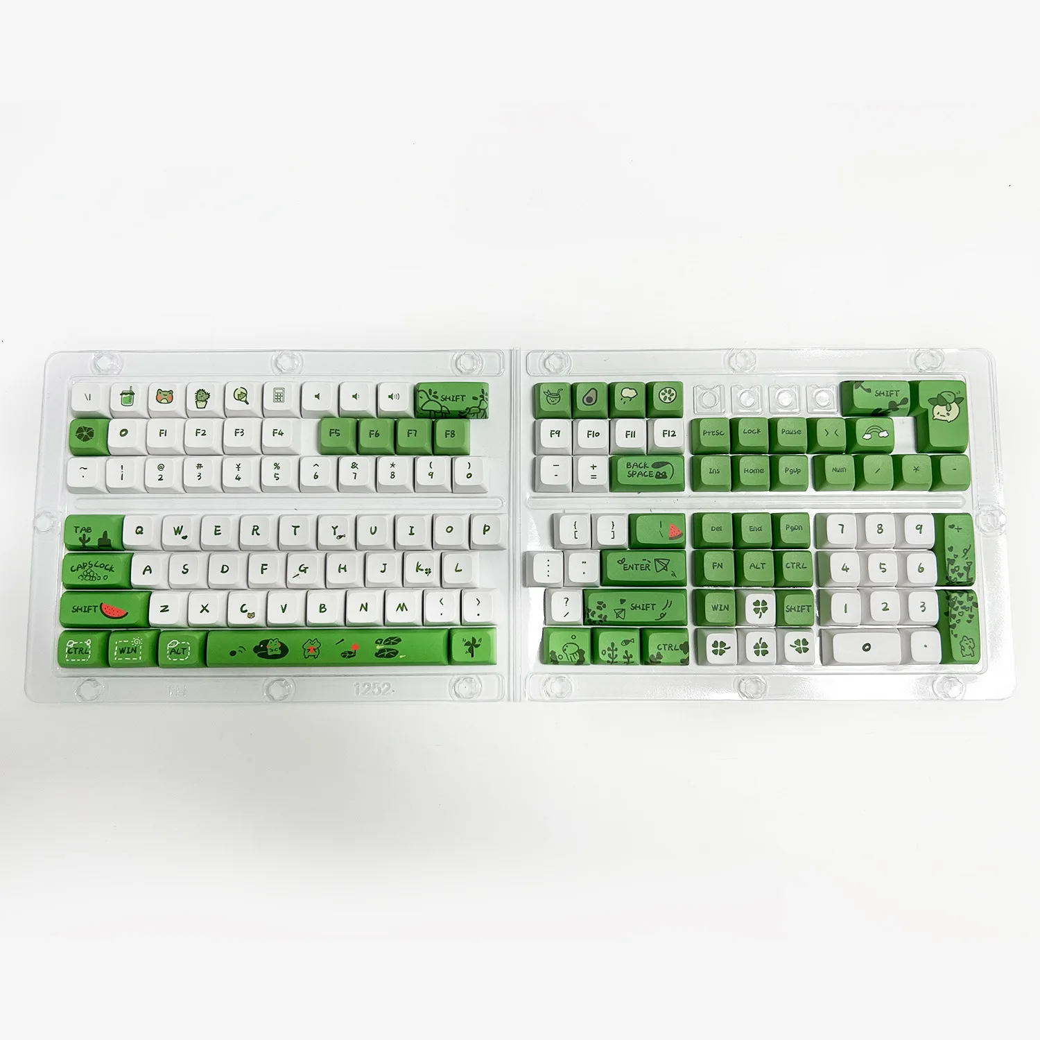 

125 Keycaps Green White Little Frog XDA Height PBT Thermal Sublimation Personalized Mechanical Keyboard Adaptation
