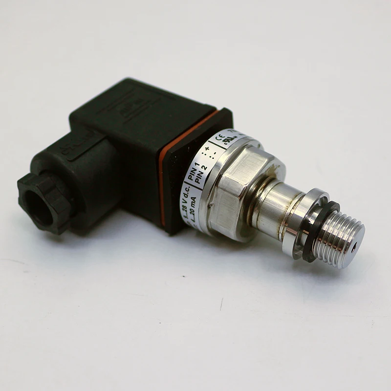 Датчик давления MBS1900 064G6586 danfossil S новый оригинальный гарантия один год