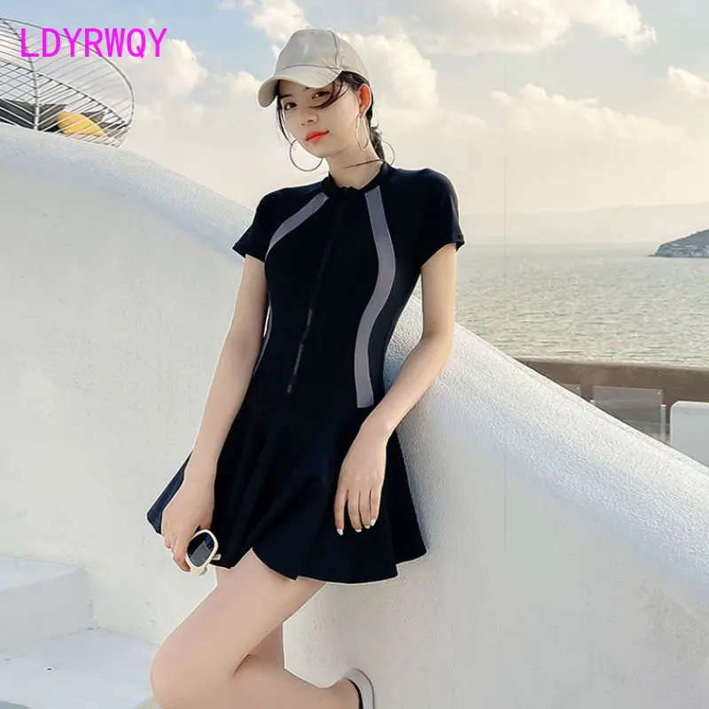 

2022 New Hot Spring Swimsuit Women's Conservative One Piece Slim Cover the Beach Professional Holiday Swimsuit Bikini