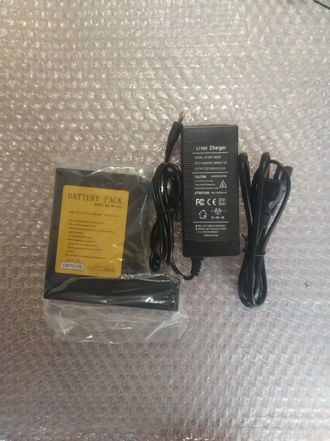 Optical Fiber Fusion Splicer D19 D90S D90 H9 Fiber Fusion Splicer Battery DB01 Battery and Adapter