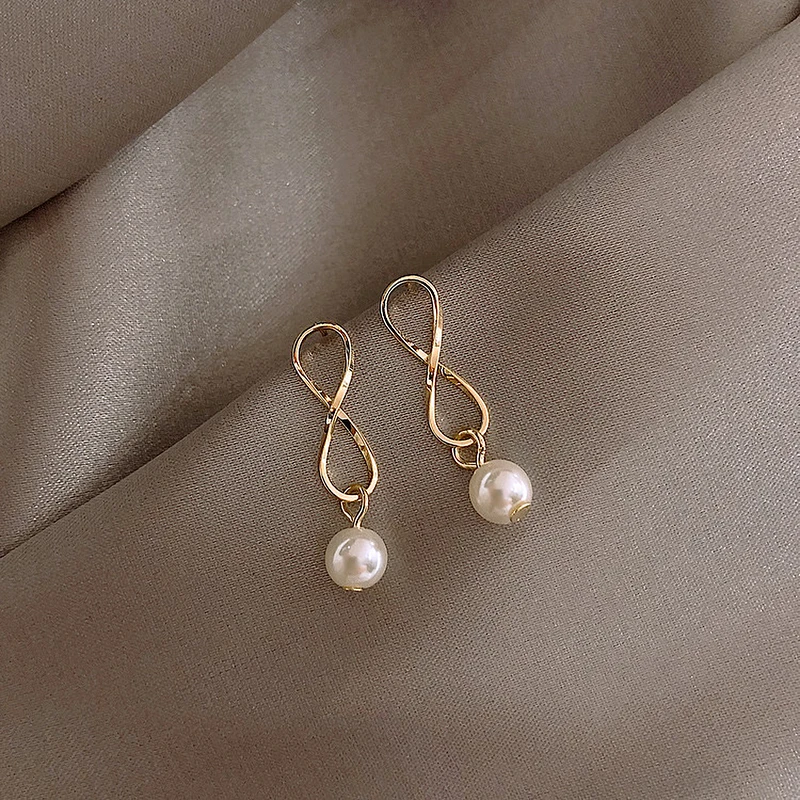

2022 New Minimalist Pearl Dangle Woman Earring Korean Trend Fashion Women's Earrings Drop Jewelry Party Girl Vintage Accessories