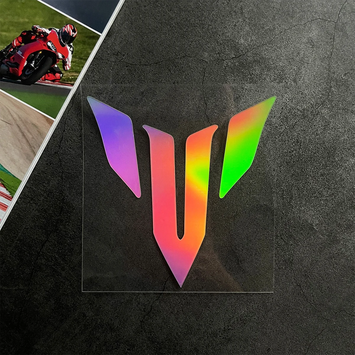 Светоотражающая виниловая наклейка на мотоциклетный шлем с логотипом Mt