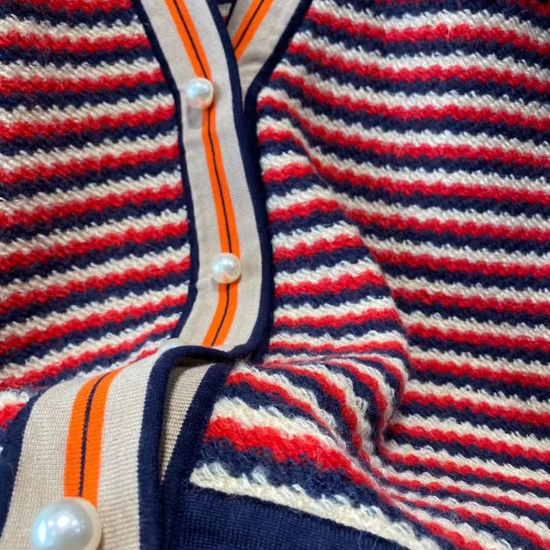 

Autumn and Winter Women's New V-neck Contrast Striped Knitted Cardigan Knitted Jacket