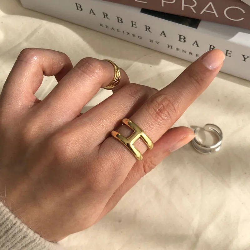 

Letter H Ring For Women Men Simple Smooth Metal Gold Silver Color Stainless Steel Adjust Size Finger Rings Charms Jewelry Gift