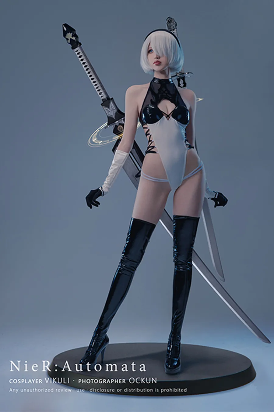 

Game NieR : Automata 2B Cosplay Costume Sweet Lovely PU Leather Jumpsuits Swimsuit Wig Activity Female Party Role Play Clothing