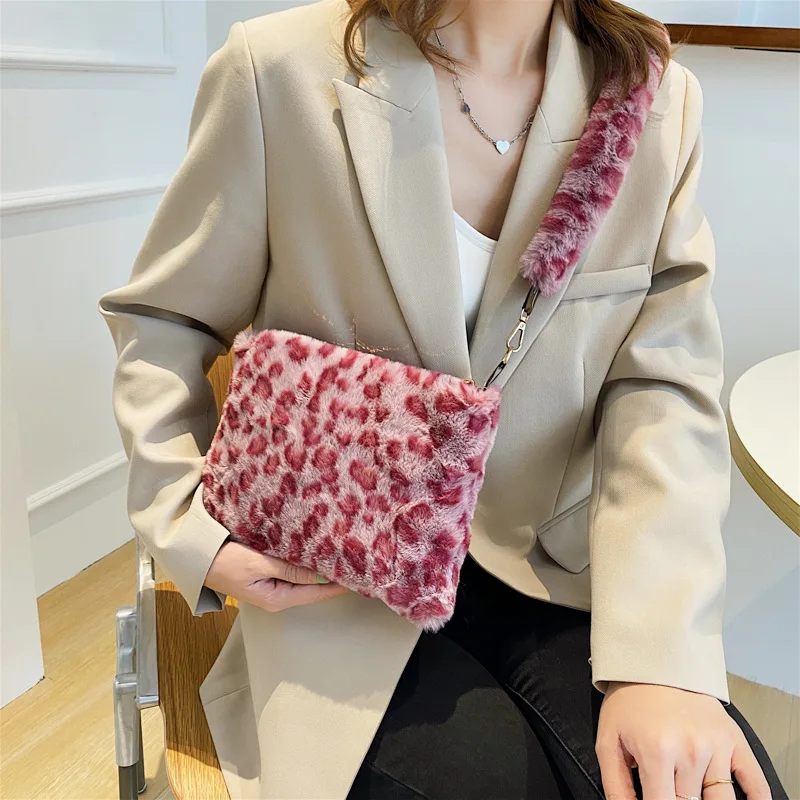 

winter plush underarm bag fashion shoulder Tote bag Fluffy women's handbag Soft Shopping Bags Girls Top-handle bag