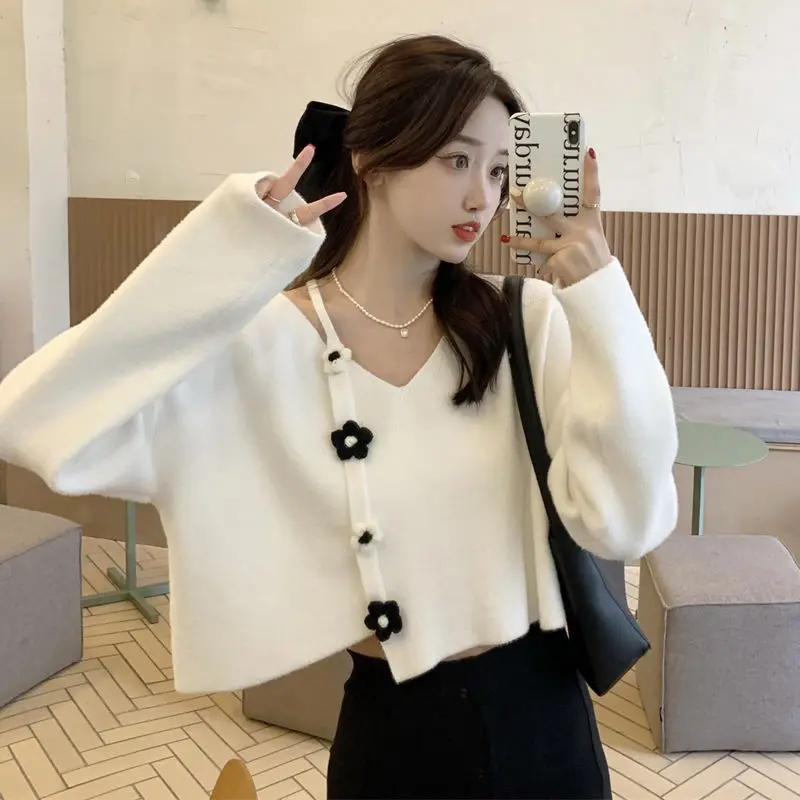 

Appliques Women Sweaters Knitted Solid Korean Style Sweater Woman Winter 2022 V-Neck Pulls Long Sleeve Ladies Pullovers Jumper