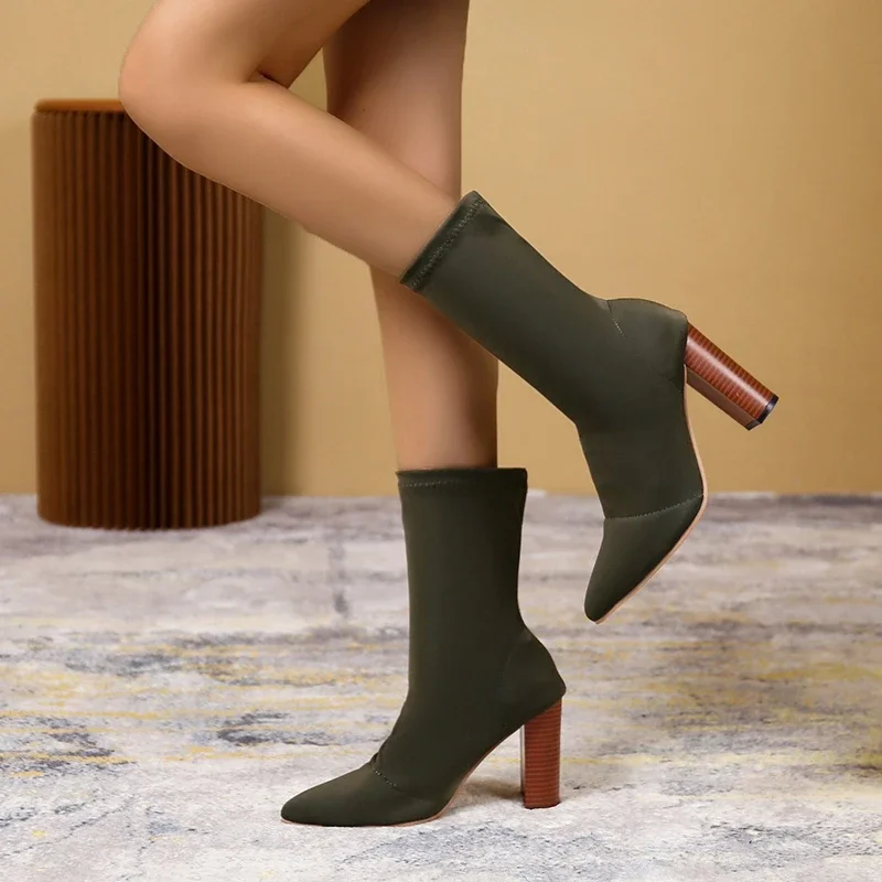 Женские короткие ботинки на высоком каблуке остроносые толстом весна-осень 2024
