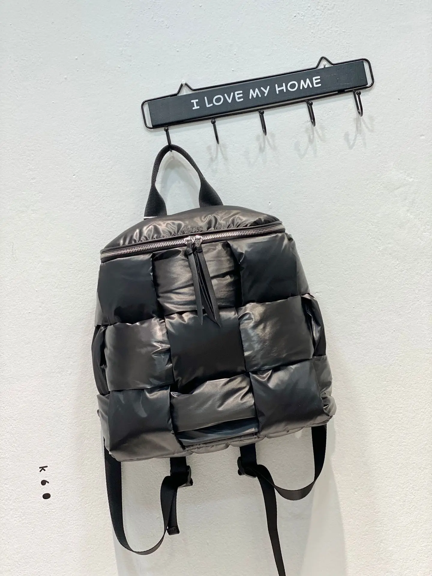 Fashion Trend Cotton Padded Jacket Space Cotton Air Bag Shoulders Down Quilted School Bag Casual Simple Big Backpack 2022 Winter