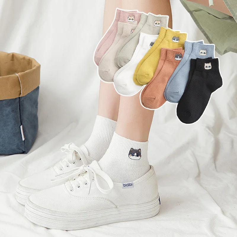 

Embroidery Cat Women Short Sock Spring Summer Fashion Cotton Socks Cartoon Solid Color College Style Socks