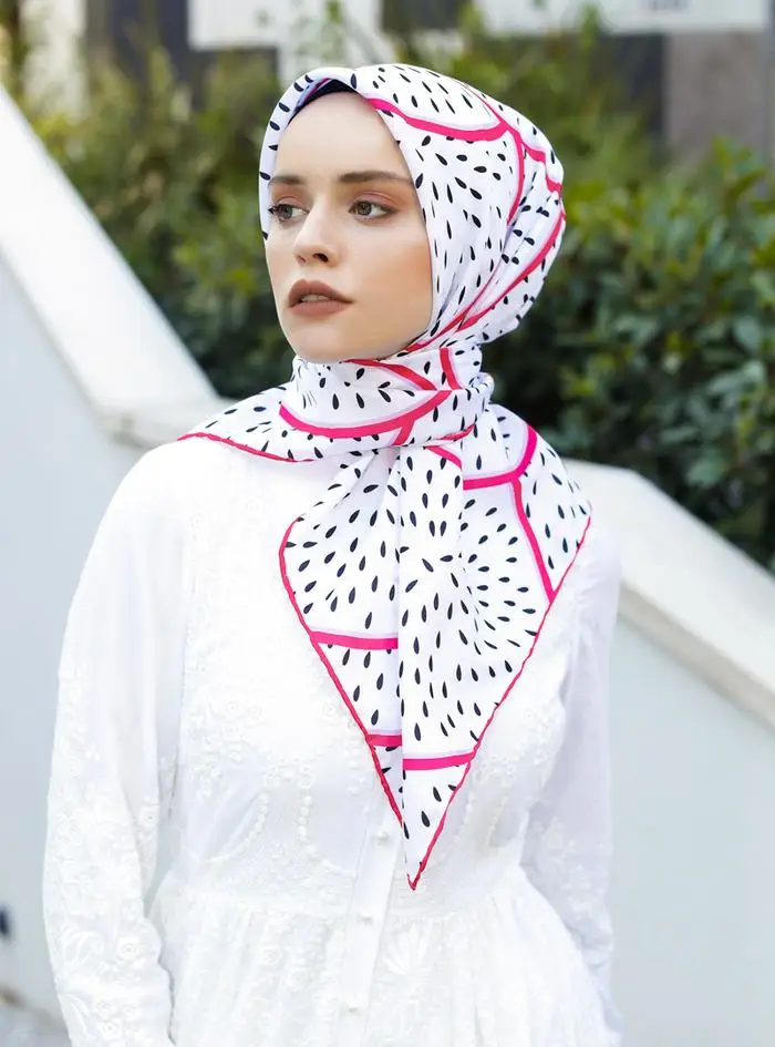 

WOMEN HIJAB TWİLL SCARF KERCHIEF DRAGON