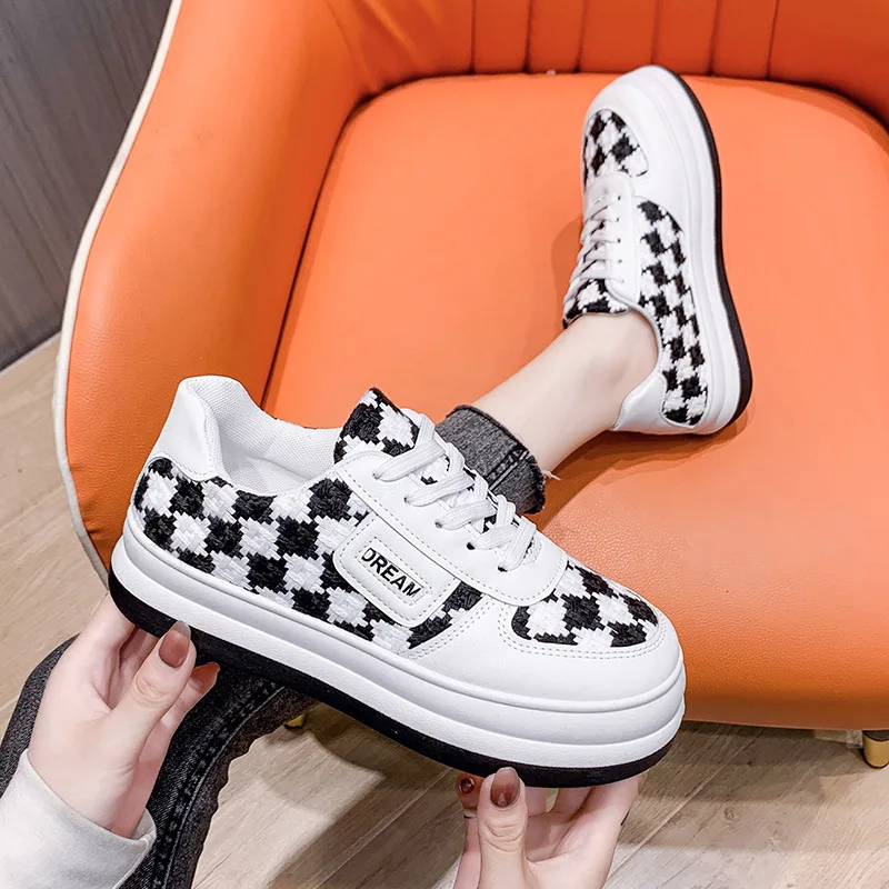 Checkerboard Plaid Casual Shoes Women's 2022 Spring Korean Version Of The New Thick-soled Lace-up Round Toe White Shoes