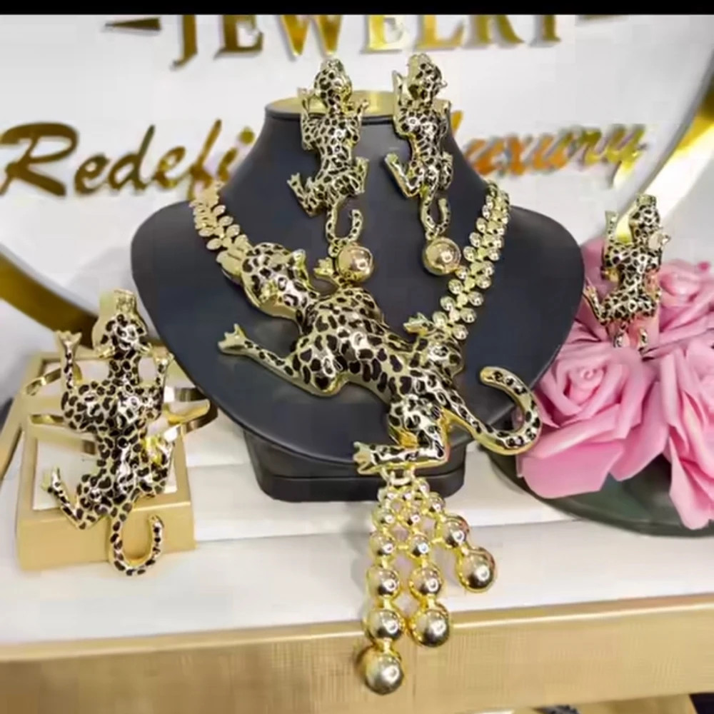 

Fashion Accessories Leopard Design Jewelry Classic Earrings Pendant Necklace For Women Wedding Party Gift Jewelry