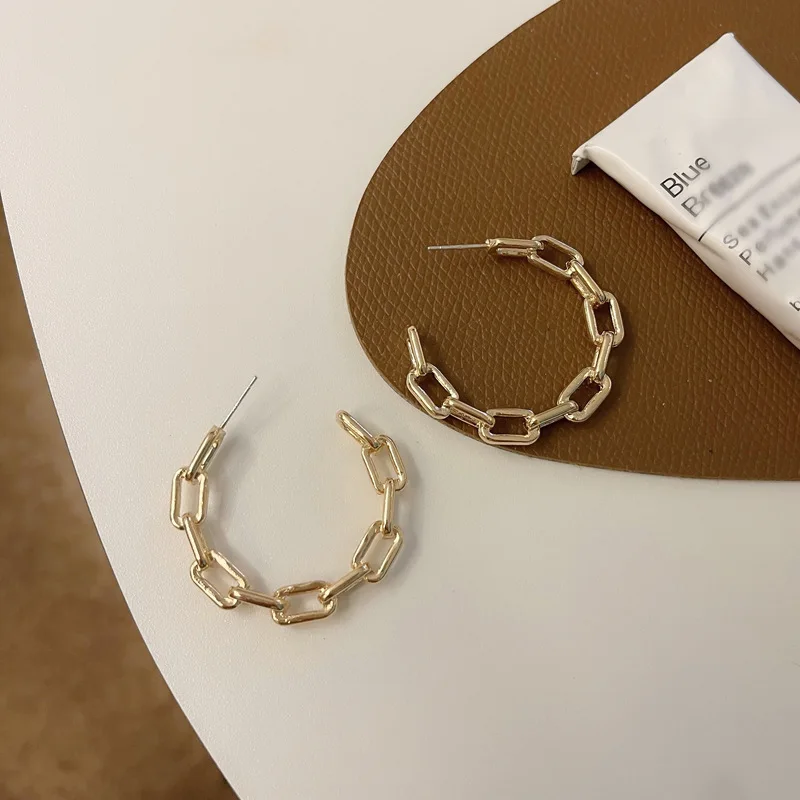 

Hoop Earrings Woman Bohemia Metallic Chain Earrings 2022 New Retro Jewelry Korea Fashion Party Girl Earring Women Earrings
