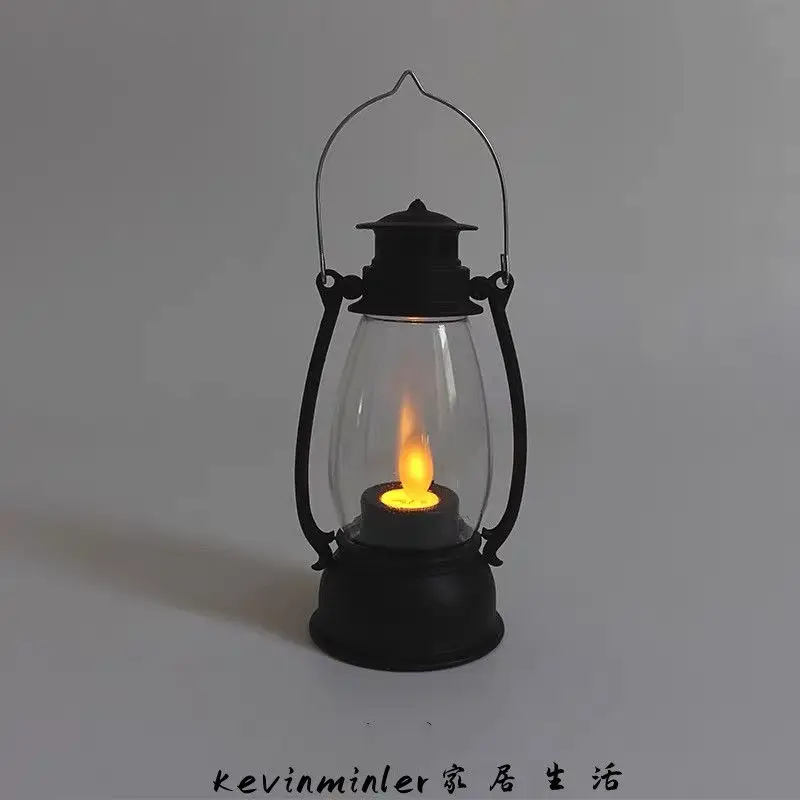 

Retro Creative LED Pony Vintage Hurricane Lantern Bar Party Prop Decoration Ambient Light Halloween Decor Christmas Gift Battery