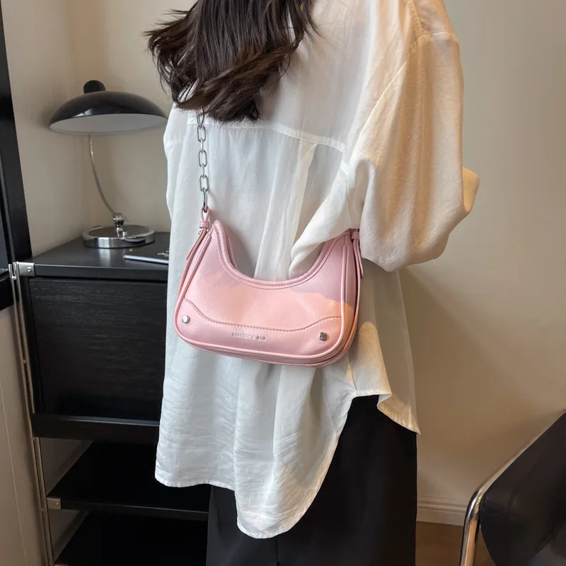 Women's Fashion Chain Crossbody Bag Commuting Simple Retro Underarm Shoulder Bags Solid Color Leather Satchel Versatile Simple