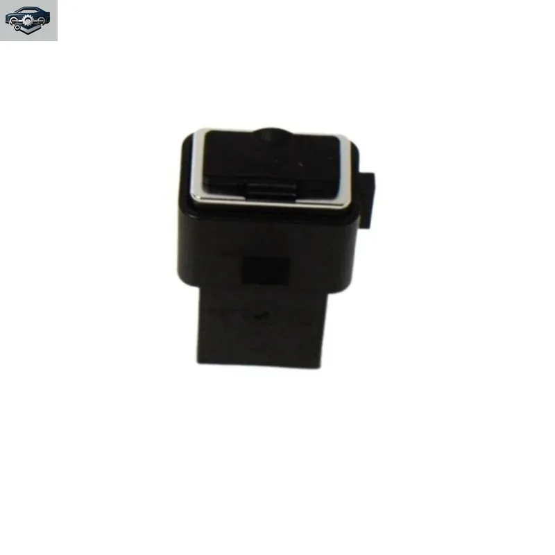 Фото USB-разъем OEM 30775252 для Volvo S60, XC60, V60, S80, XC70, C30, S40, V50 №1