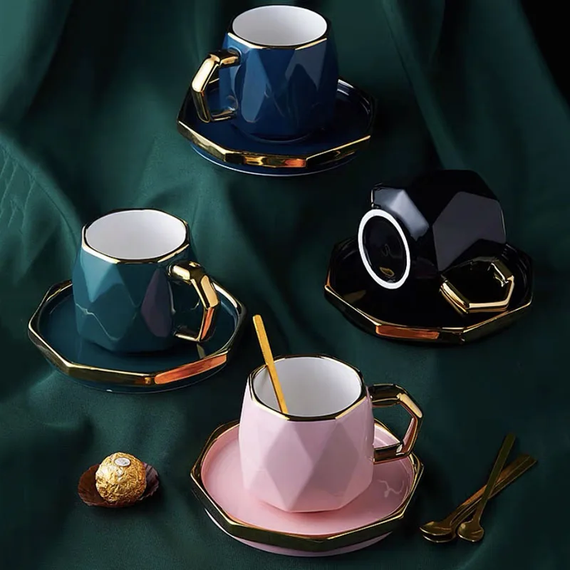 

Pink Coffee Cup and Saucer Set Home Office Nordic Couple Gift Aesthetic Travel Mug with Spoon Taza De Cafe Ceramic Coffee Cups