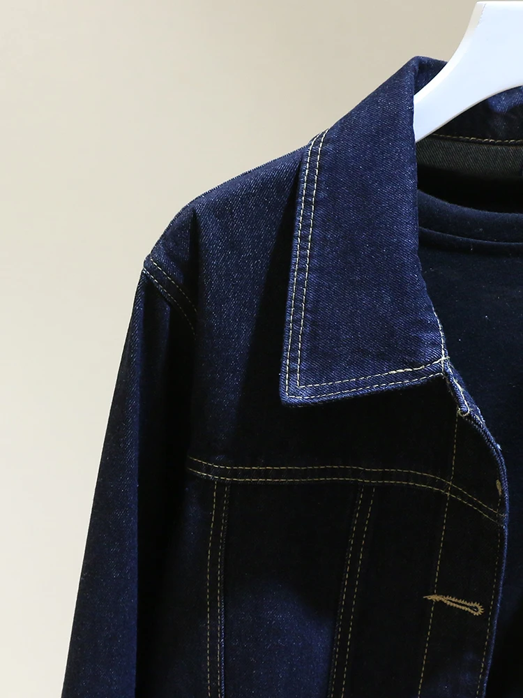 Женская джинсовая куртка темно-синяя короткая из денима в стиле ретро осень 2024