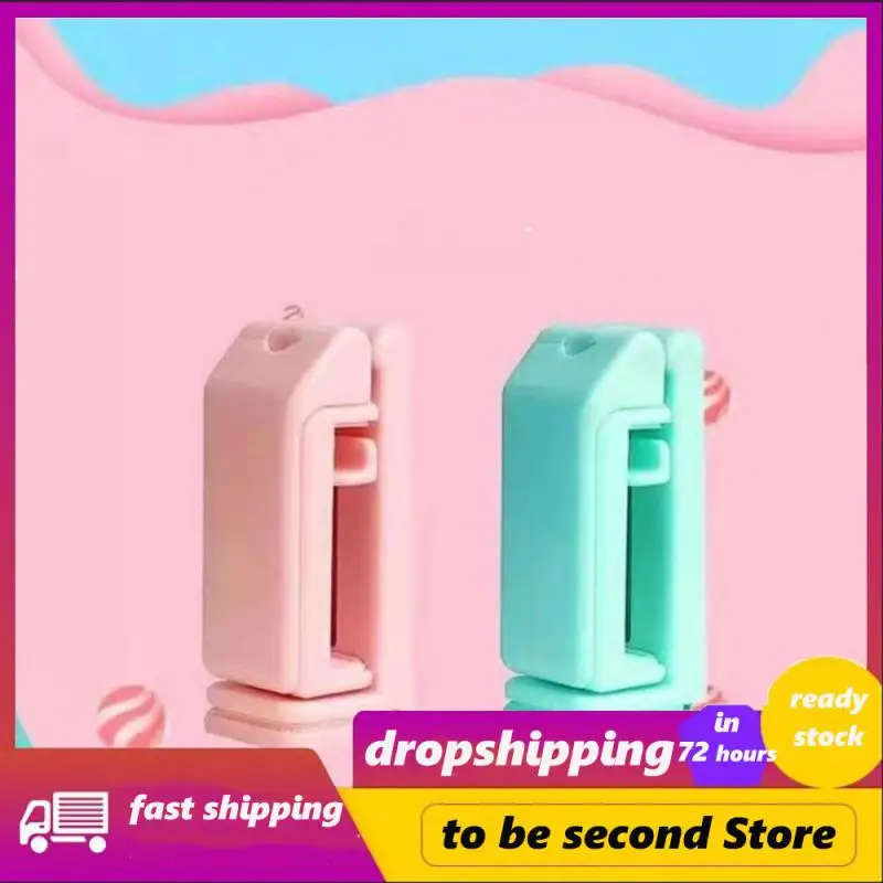 

Multiple Adjustable Clip Mobile Phone Holder Abs Resin Mobile Phone Stand Thickened Silicone Pad Small Size Folding Rotary Clip