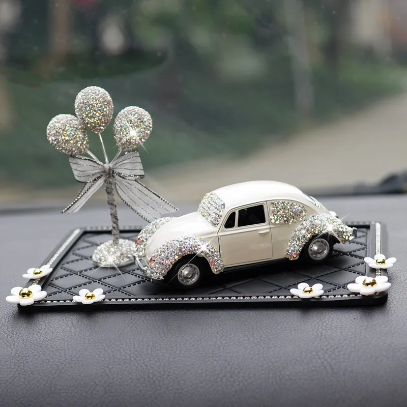 

Creative Car Decoration Diamond Crystal Metal Car Model Aroma Cute Female Center Console Auto Interior Decoration Supplies