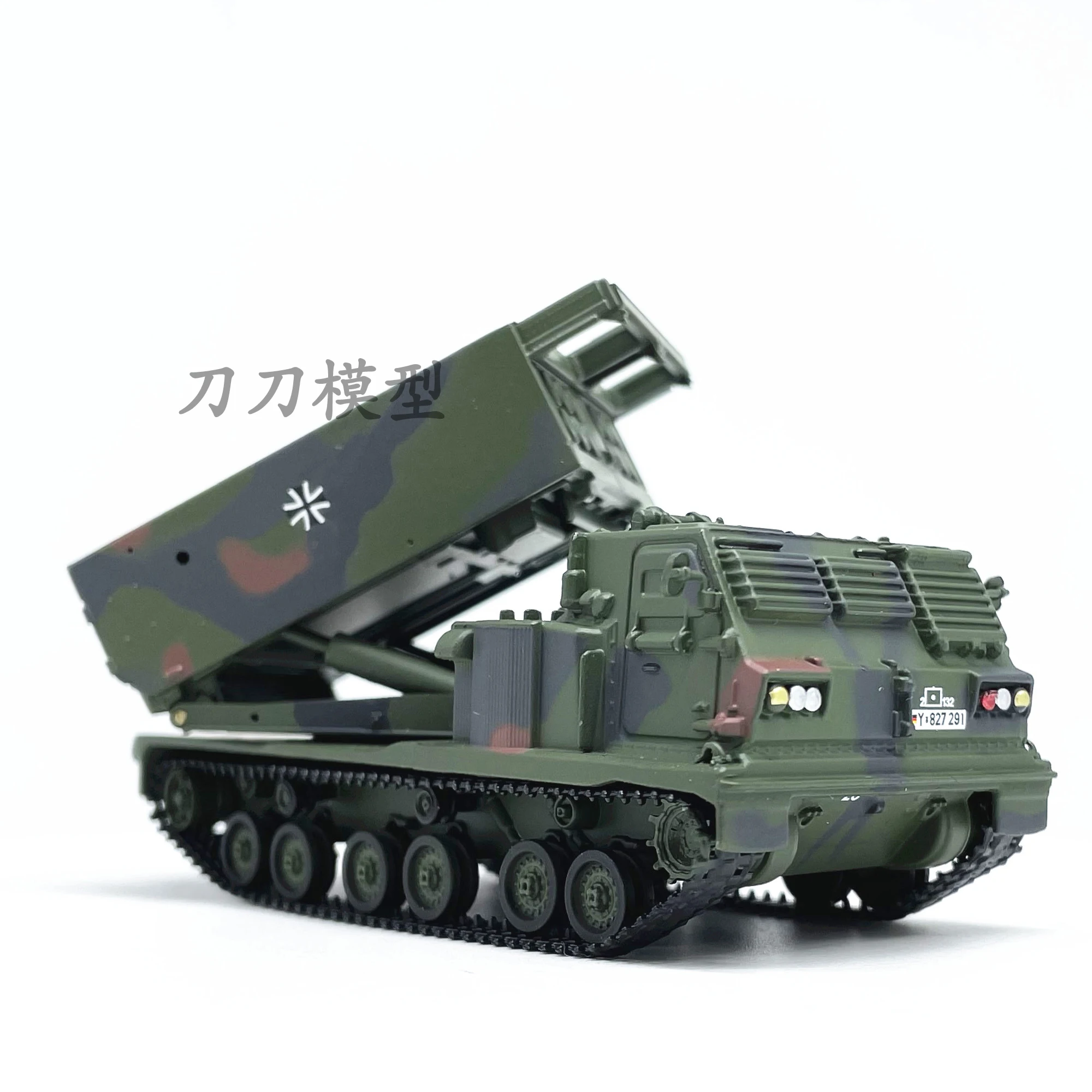 1: 72 M270 многофункциональная пусковая установка трехцветная камуфляжная Готовая