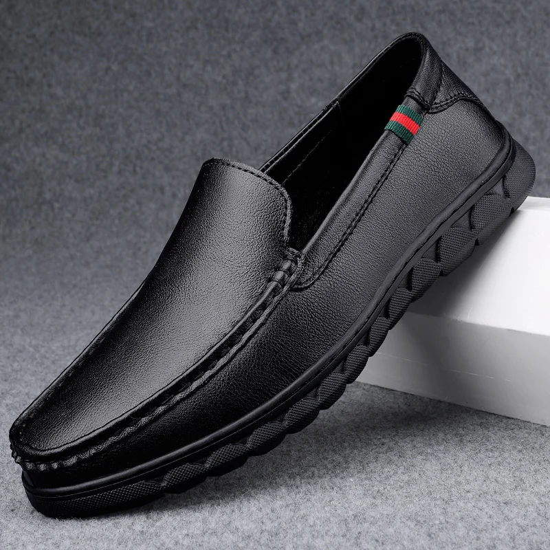 

Hot 2024 New Spring Men Casual Shoes Luxury Brand Soft Mens Loafers Breathable Slip on Black Driving Shoes Men Tenis Masculino
