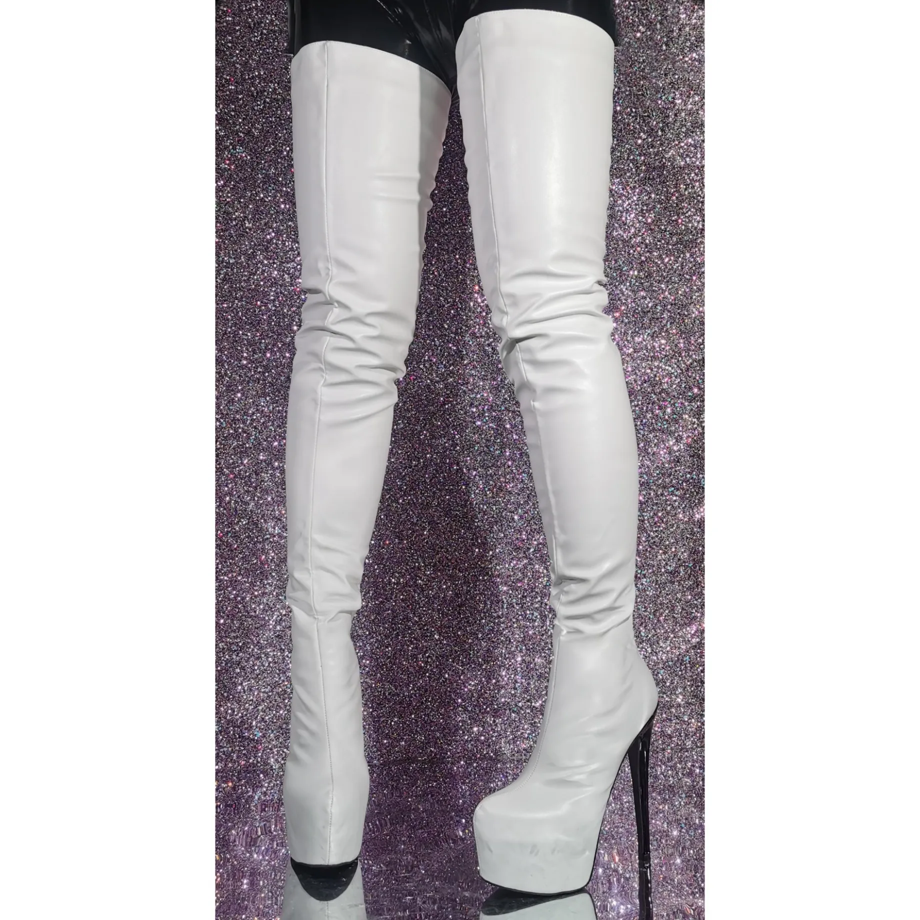 Белые матовые кожаные ботинки на платформе туфли высоком тонком каблуке с