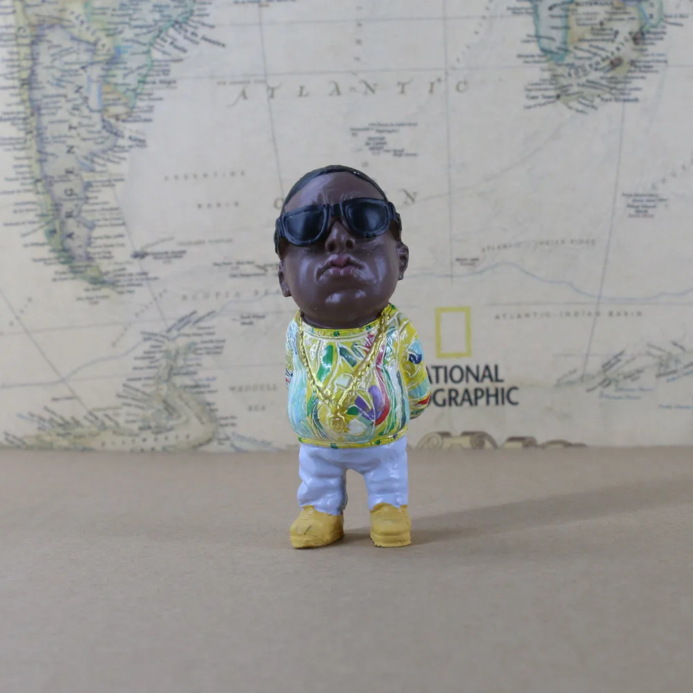 

Hot World Famous People Statue Hip Hop Rapper Singer The Notorious B.I.G Hypnotiz Figure Model Toys Gift Collection