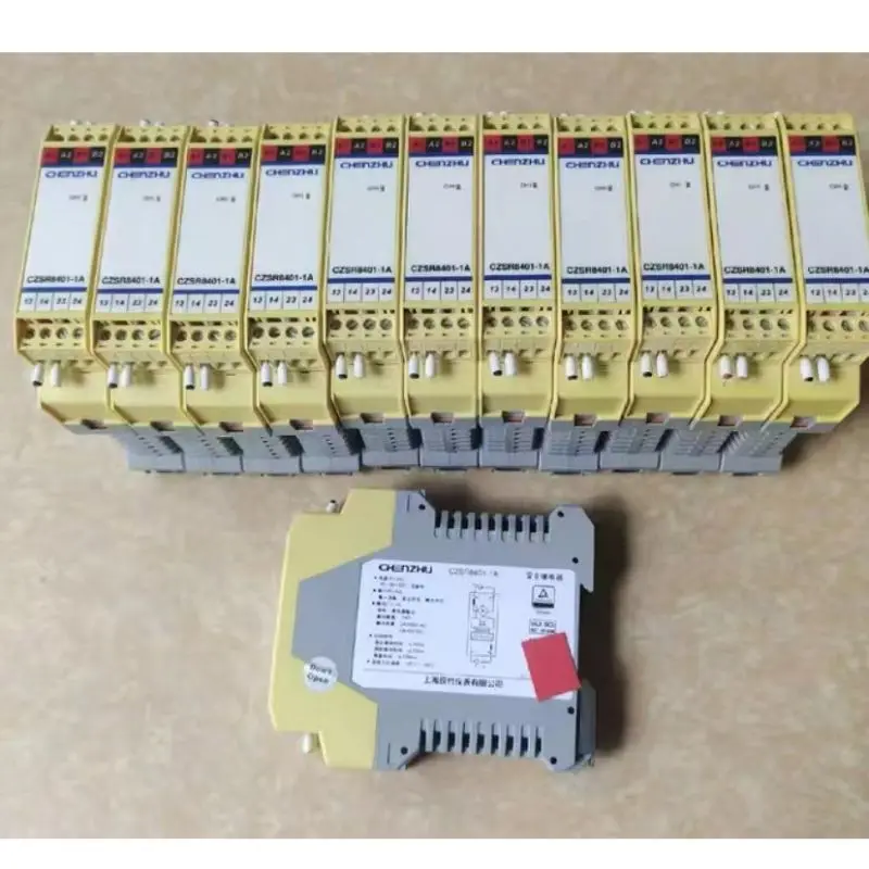 Подержанное реле безопасности CZSR8401-1A тест ОК Быстрая доставка