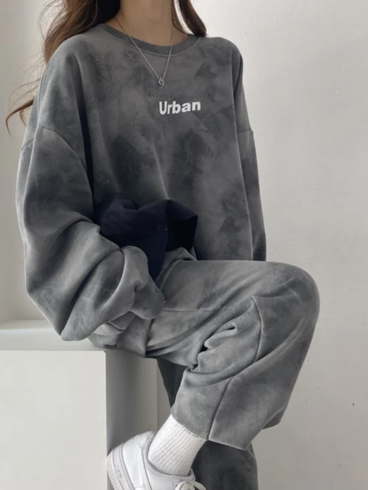 

Autumn Winter 2 Pieces Set Women's Trouser Suits Urban Casual Long Sleeve Women Tracksuit Sportswear Plush Velvet Streetwear