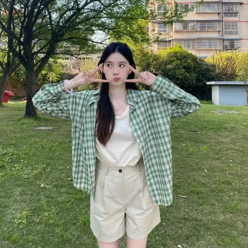 Женская клетчатая рубашка DAYIFUN зеленая Свободная средней длины в Корейском стиле