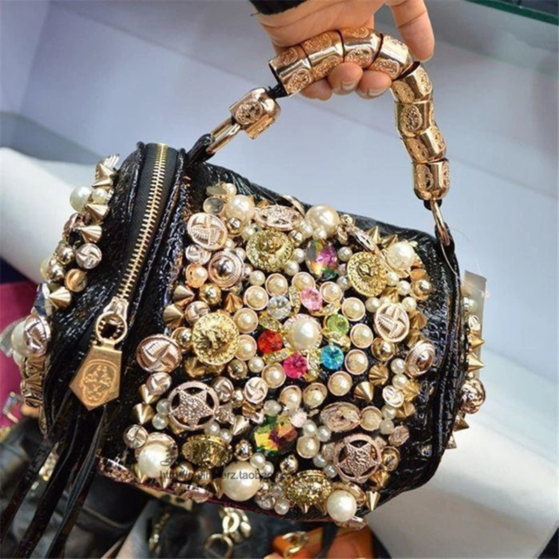 

2022 New Luxury Fashion Diamond Shoulder Bags High Quality Pearl Women Purse and Handbags Famous Designer Pillow Bag Sac A Main